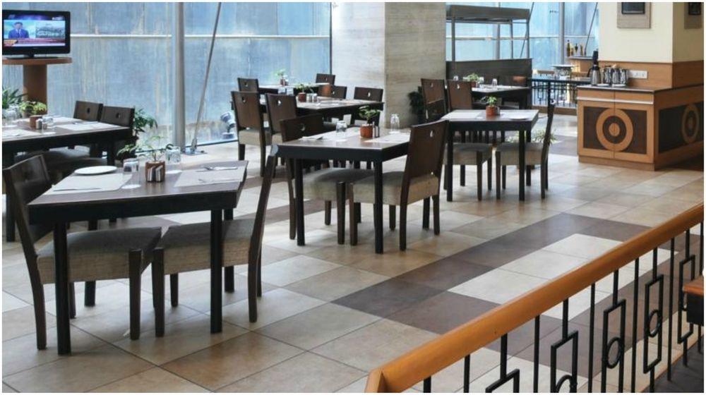 Vits Hotel Пуна Экстерьер фото