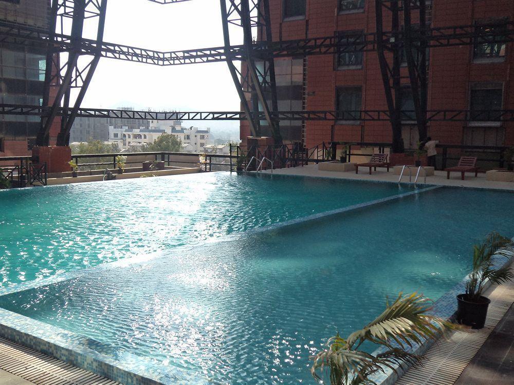 Vits Hotel Пуна Экстерьер фото